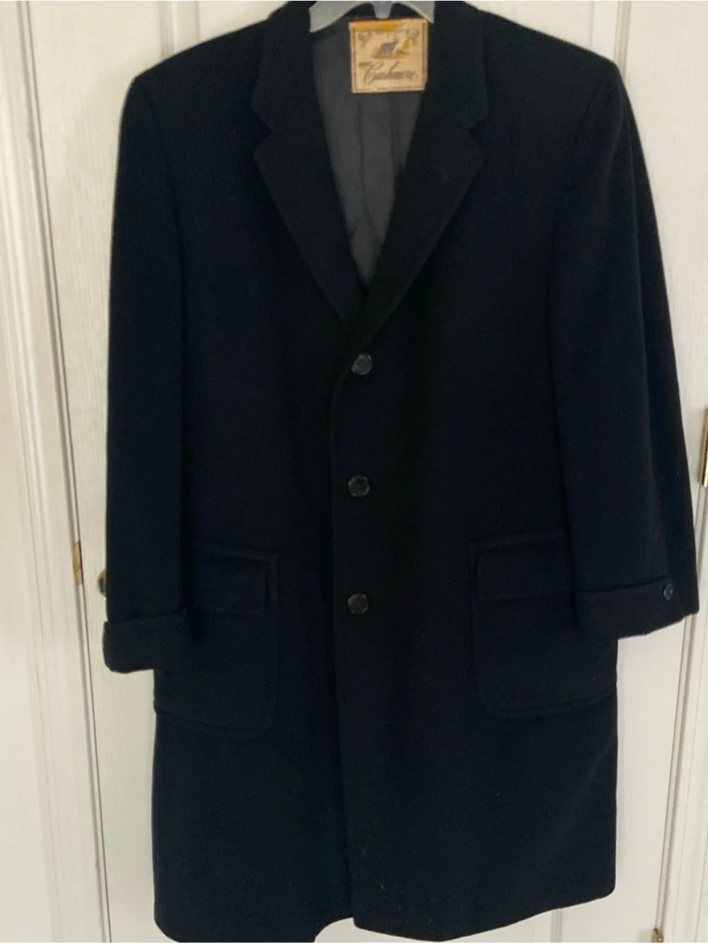 Cashmere Overcoat in Black